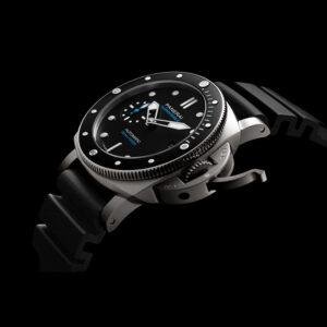 Top-quality clone Panerai 1:1 replica of the Submersible PAM02683 42mm